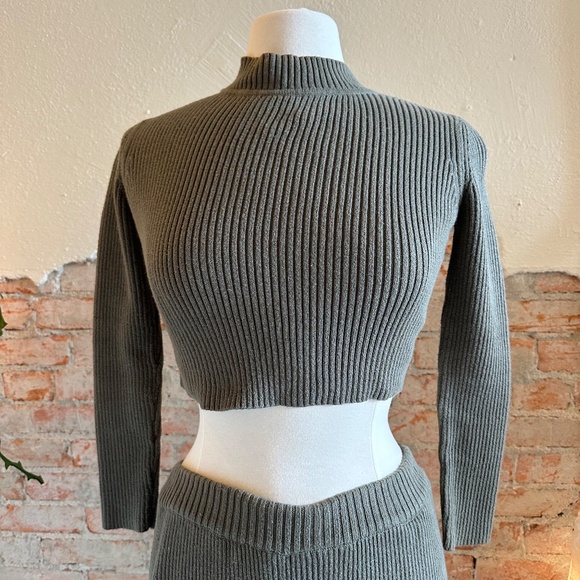 Ozma of California GREEN Mock Neck Ribbed Pant Sweater Set SIZE XS - Picture 4 of 8